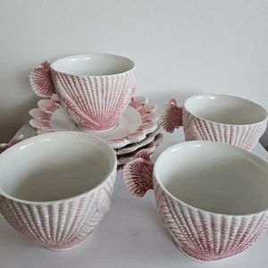 Seashell cups And Saucers Coastal Ocean Set Of 4 Italy Scalloped Edge Pink Ombre